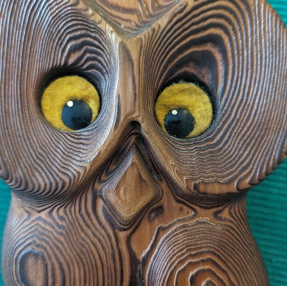 MCM Carved Owl - Picture 7 of 10